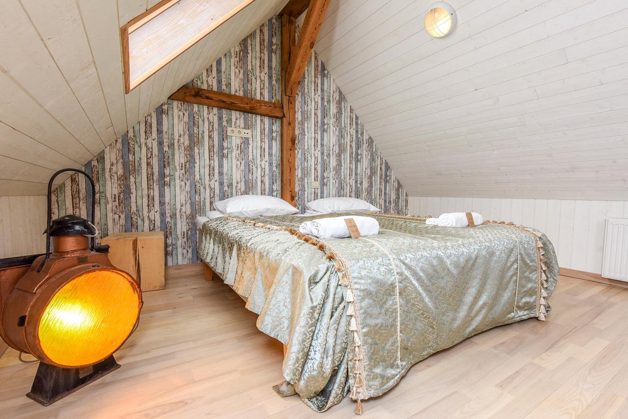 Kubu 4-Rooms Apartment Klaipeda Bagian luar foto